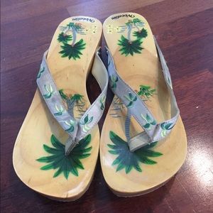 Tropical Wood Wedges